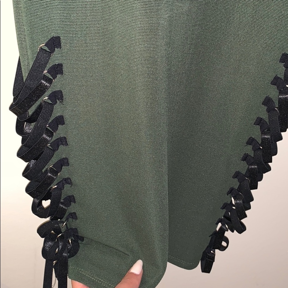 Midi dress - Picture 2 of 3